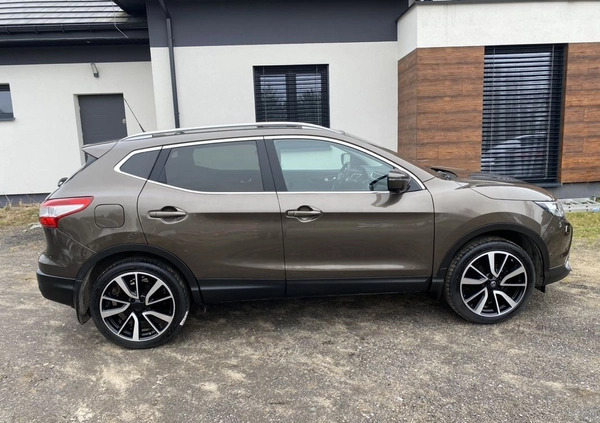 Nissan Qashqai cena 53900 przebieg: 183000, rok produkcji 2015 z Rymanów małe 596